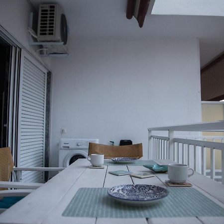 Grey Theros Apartments Паралія-Діонісіу Екстер'єр фото